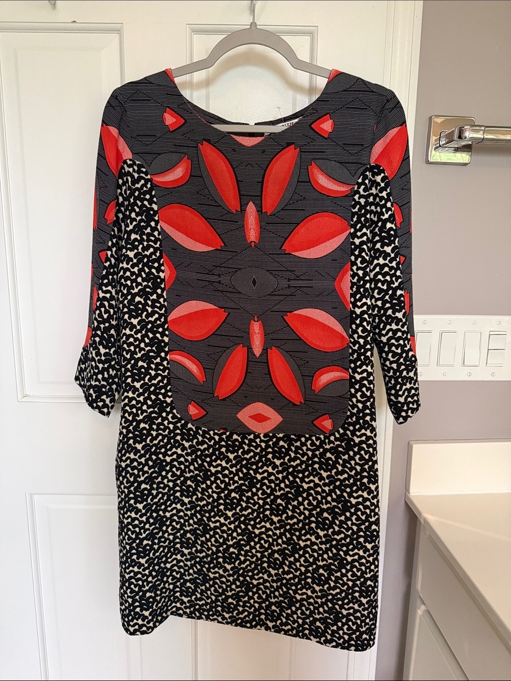 Essentiel Antwerp Printed Crepe Shift Dress Boat Neck Sleeves